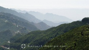 Anaga Gebirge - Langgezogene Hügelketten
